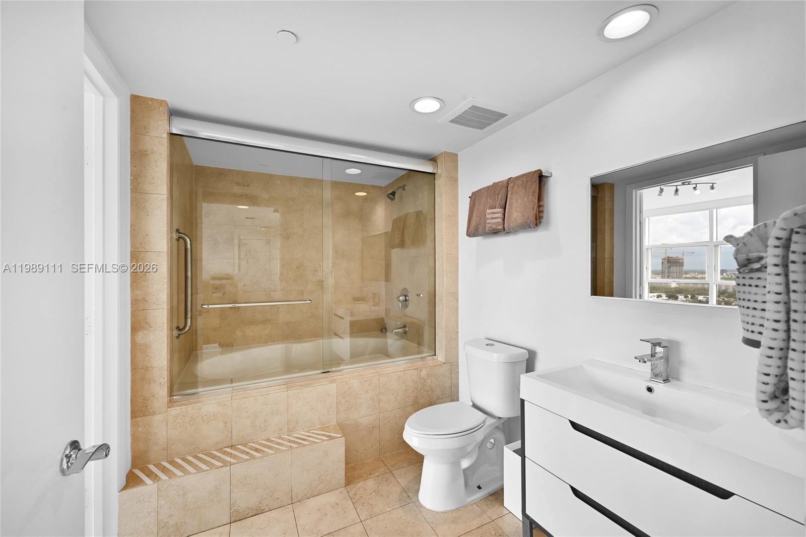 image Beach Club 217