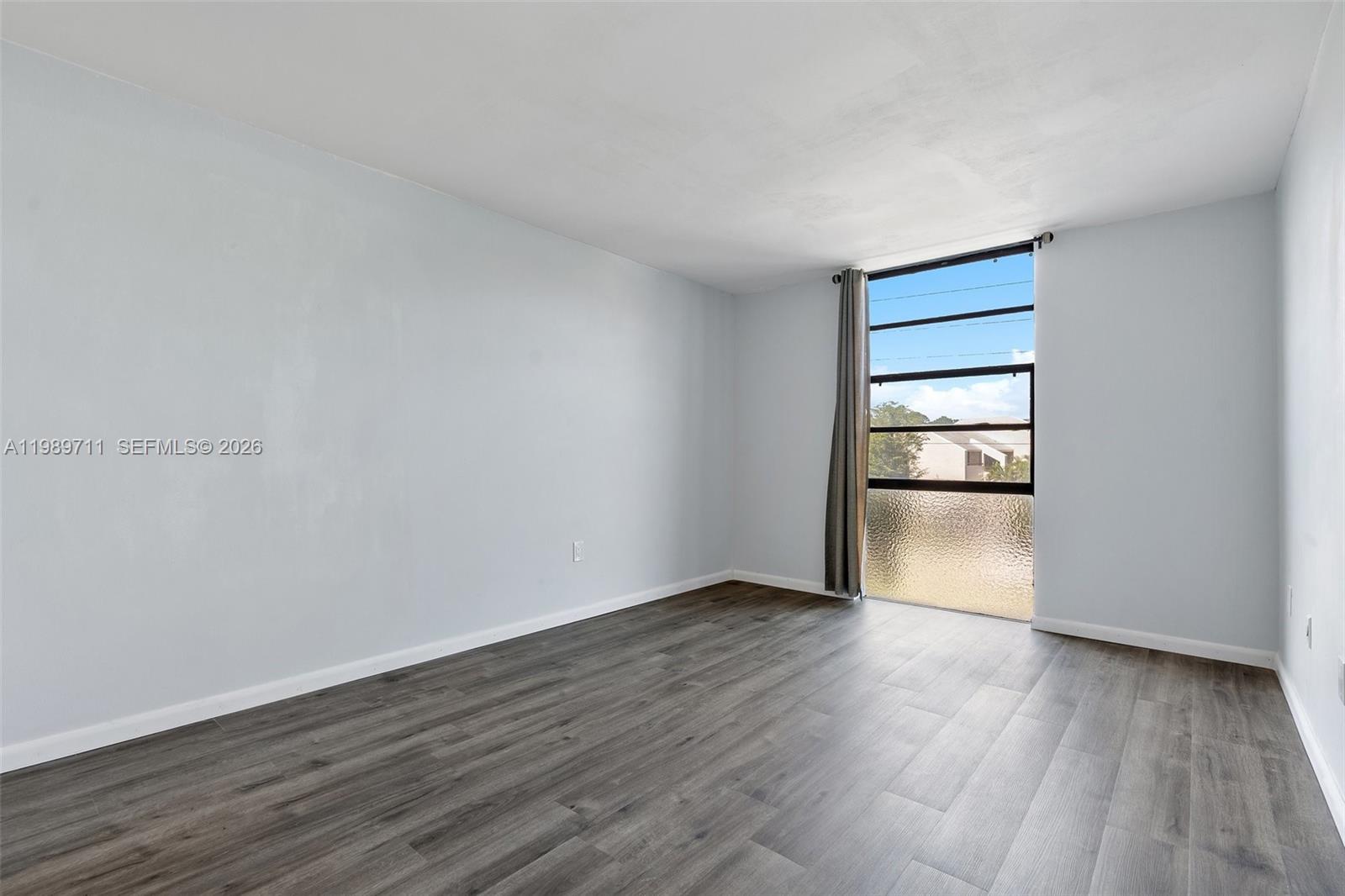 2500 NE 135th St Unit#b206 North Miami, FL 33181