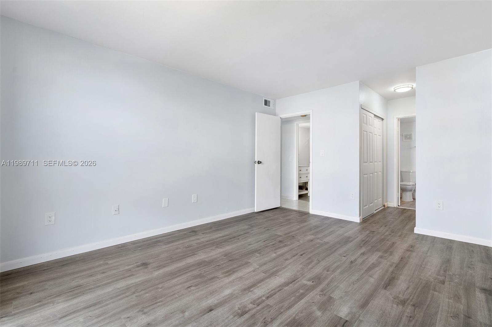 2500 NE 135th St Unit#b206 North Miami, FL 33181