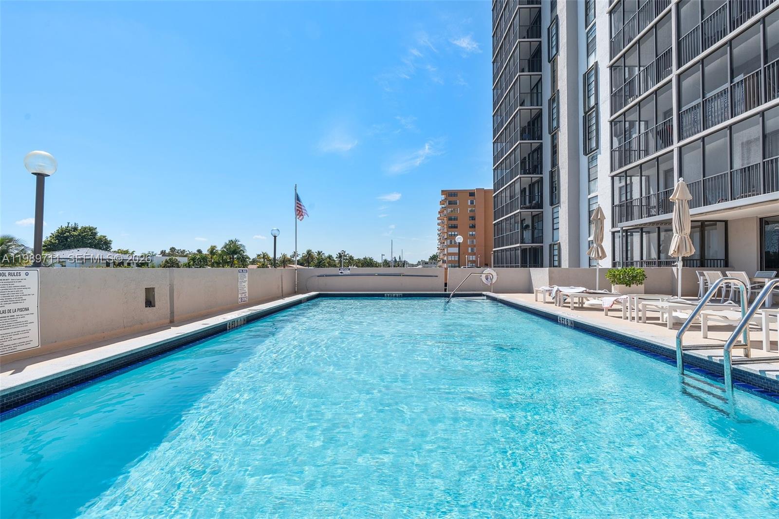 2500 NE 135th St Unit#b206 North Miami, FL 33181