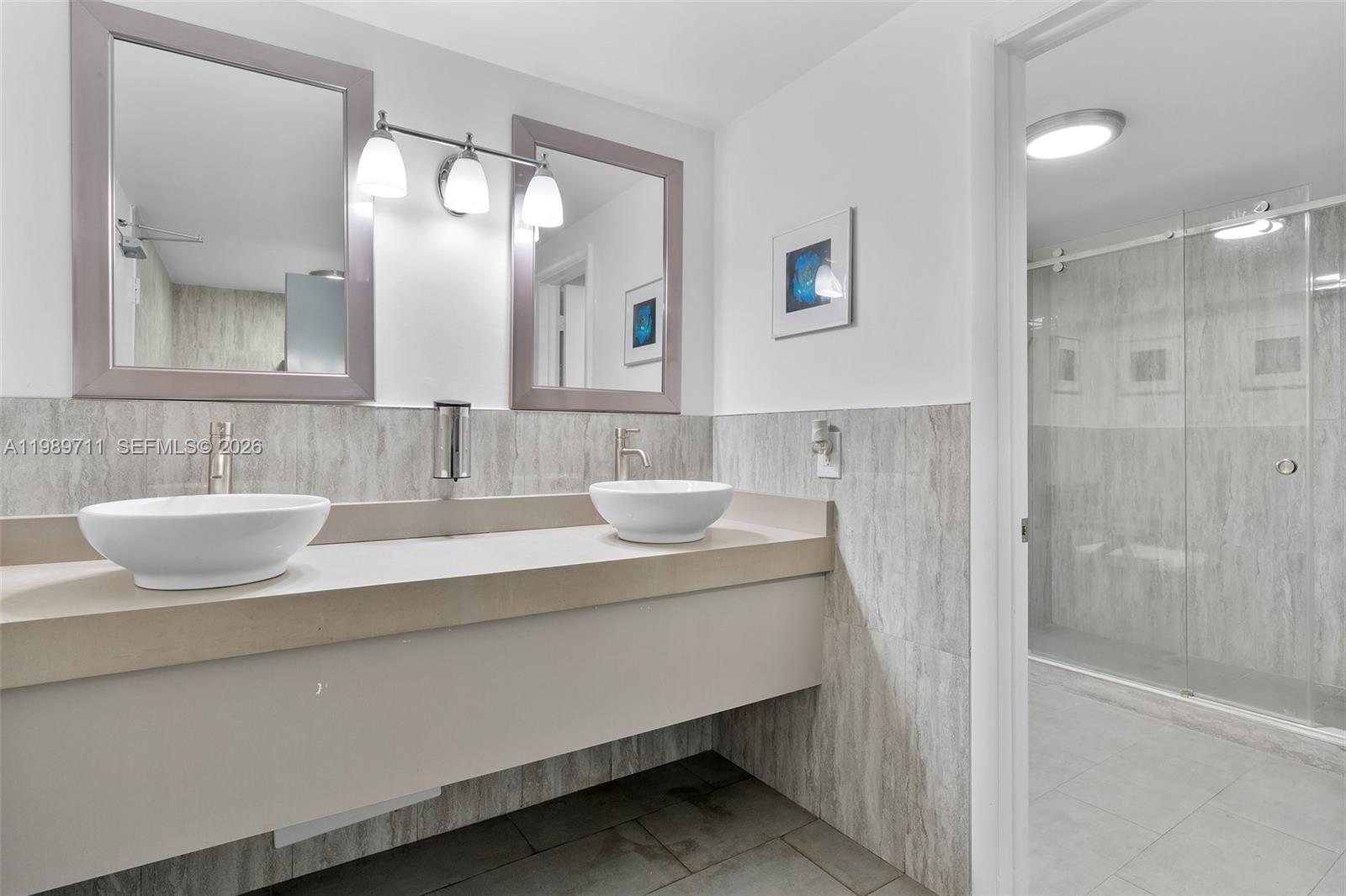 2500 NE 135th St Unit#b206 North Miami, FL 33181