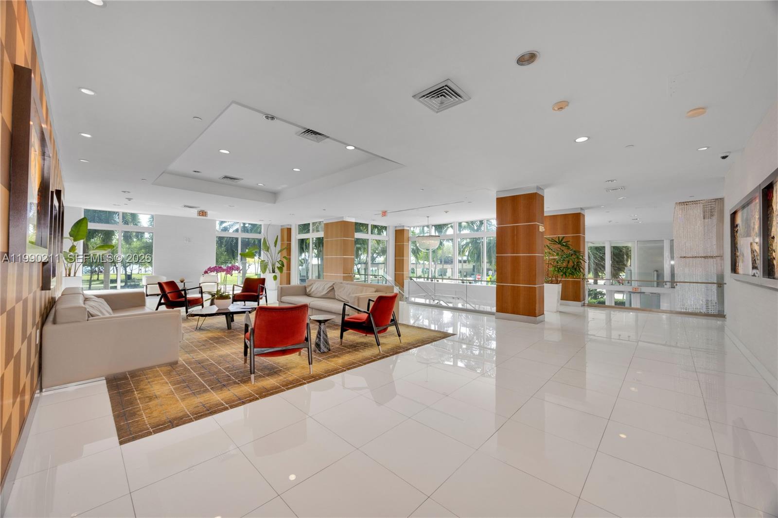 1800 N Bayshore Dr #1901 Miami, FL 33132