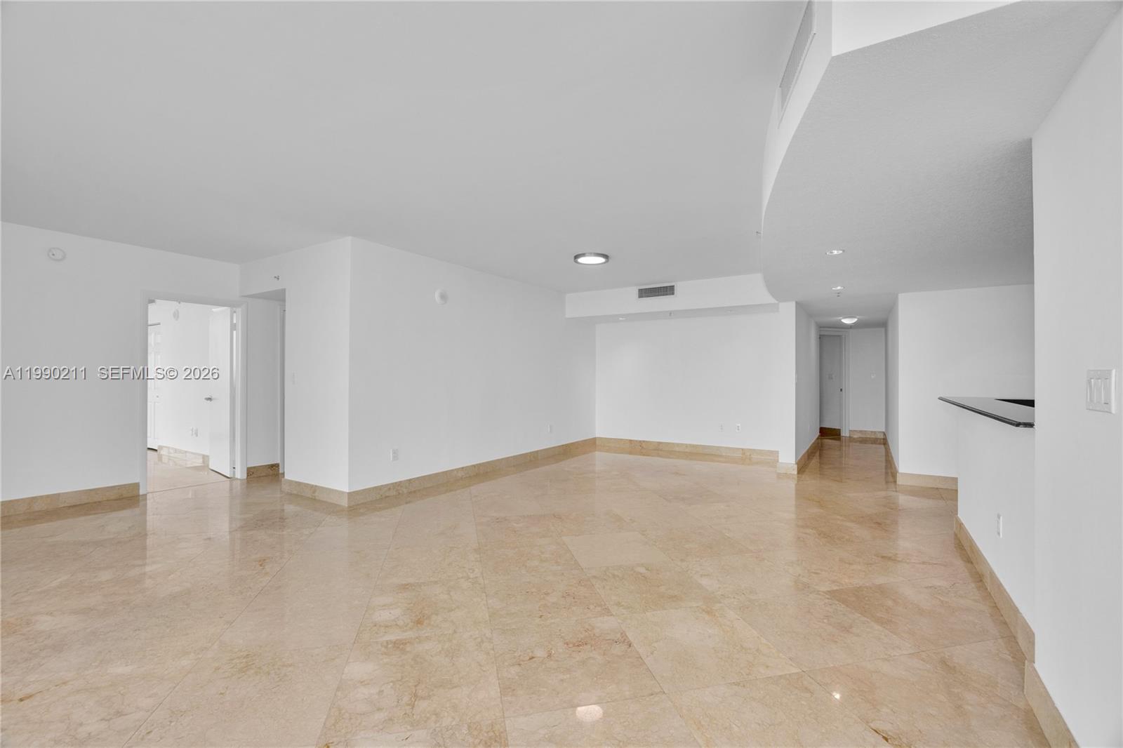 1800 N Bayshore Dr #1901 Miami, FL 33132