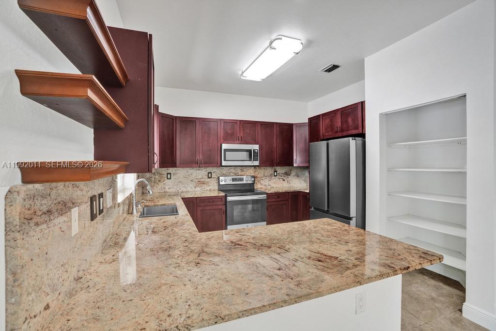 17026 NW 19th St Pembroke Pines, FL 33028