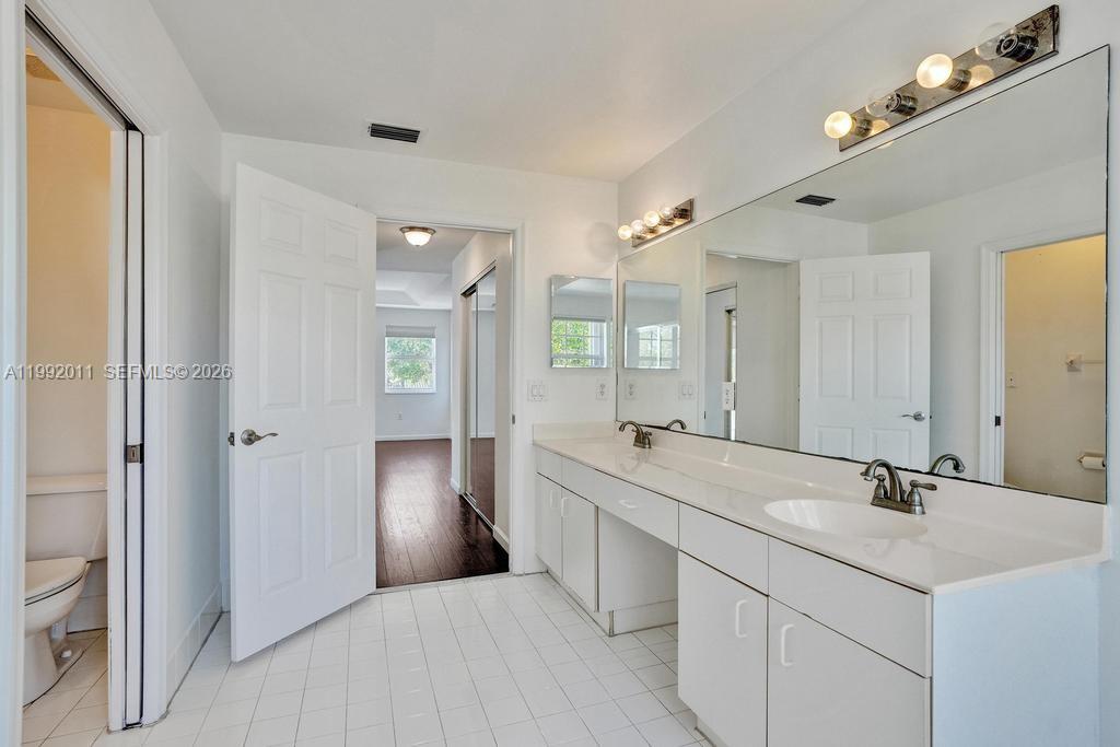 17026 NW 19th St Pembroke Pines, FL 33028