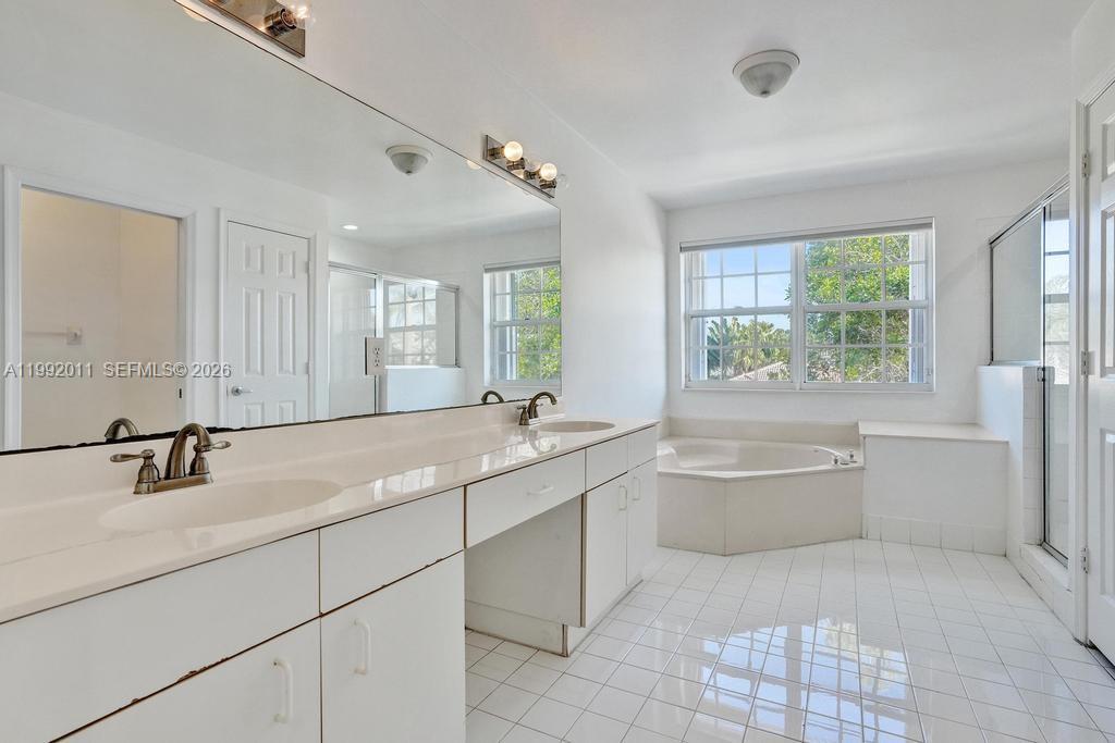 17026 NW 19th St Pembroke Pines, FL 33028