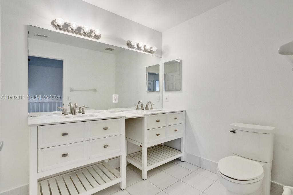 17026 NW 19th St Pembroke Pines, FL 33028