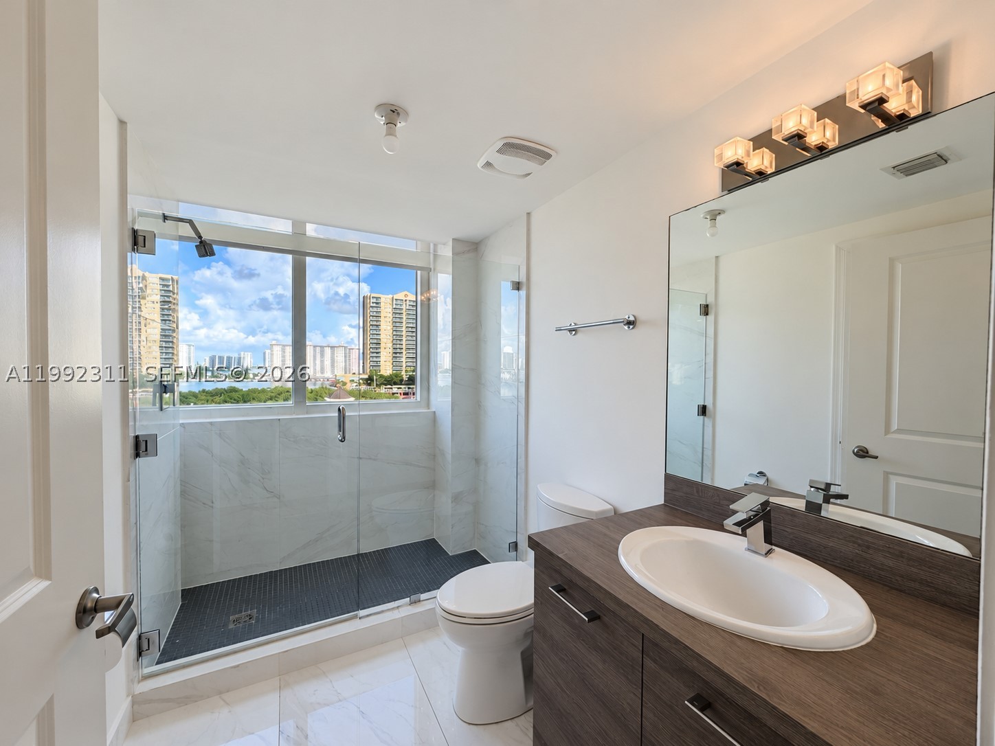 image 400 Sunny Isles14