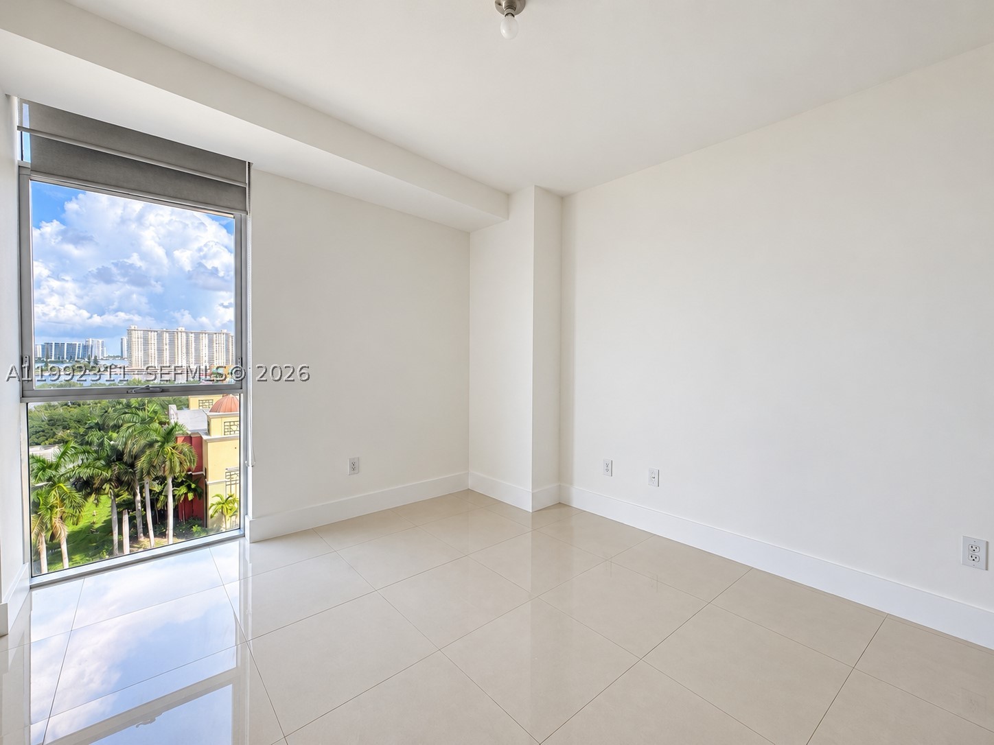 image 400 Sunny Isles15