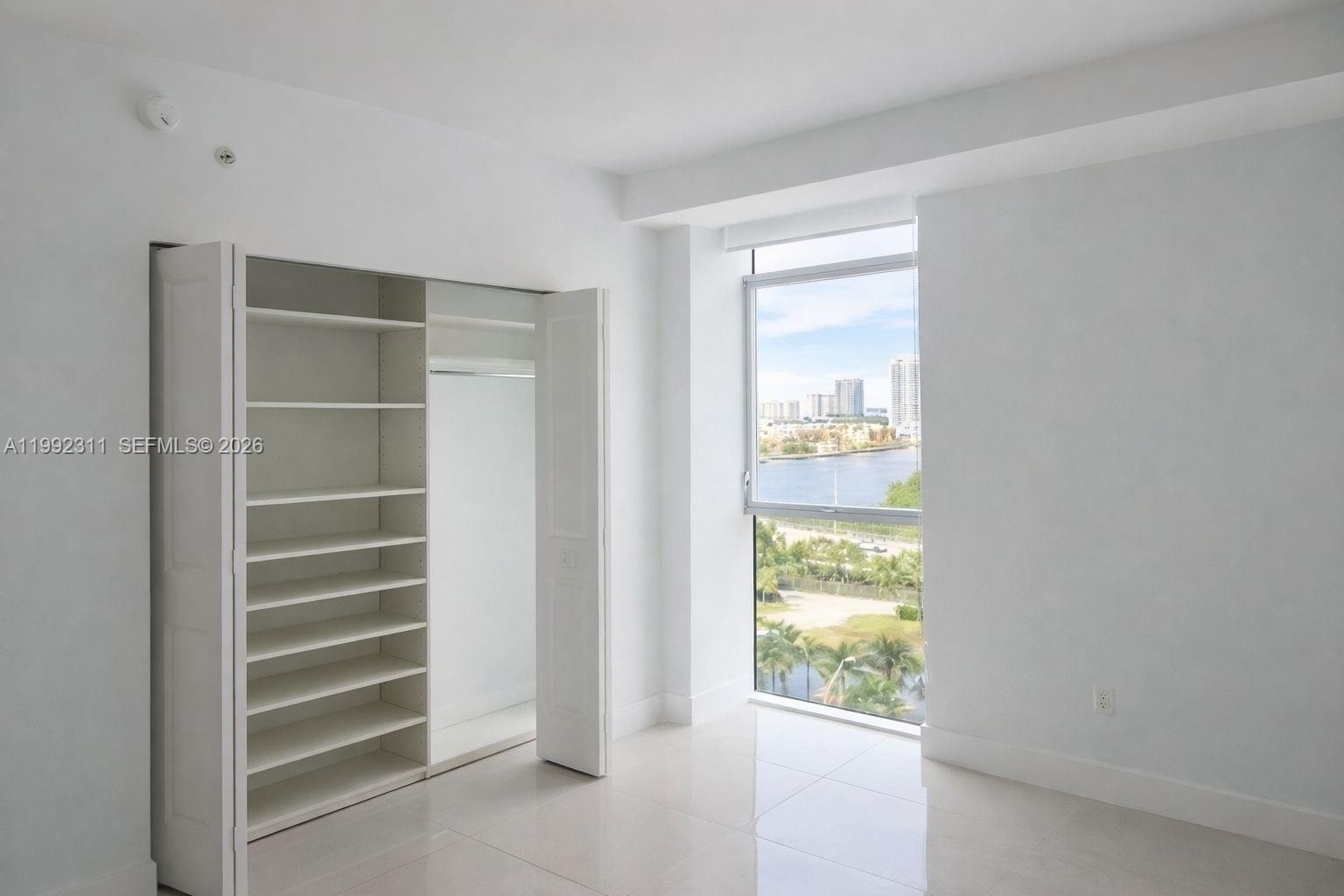 image 400 Sunny Isles3