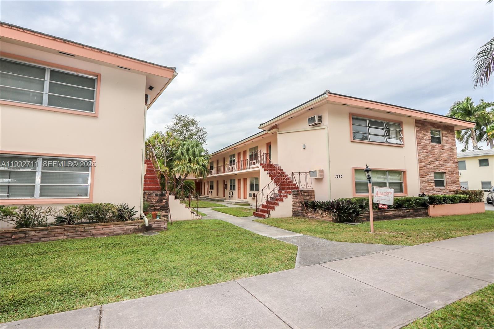 1250 S Alhambra Cir #12A Coral Gables, FL 33146