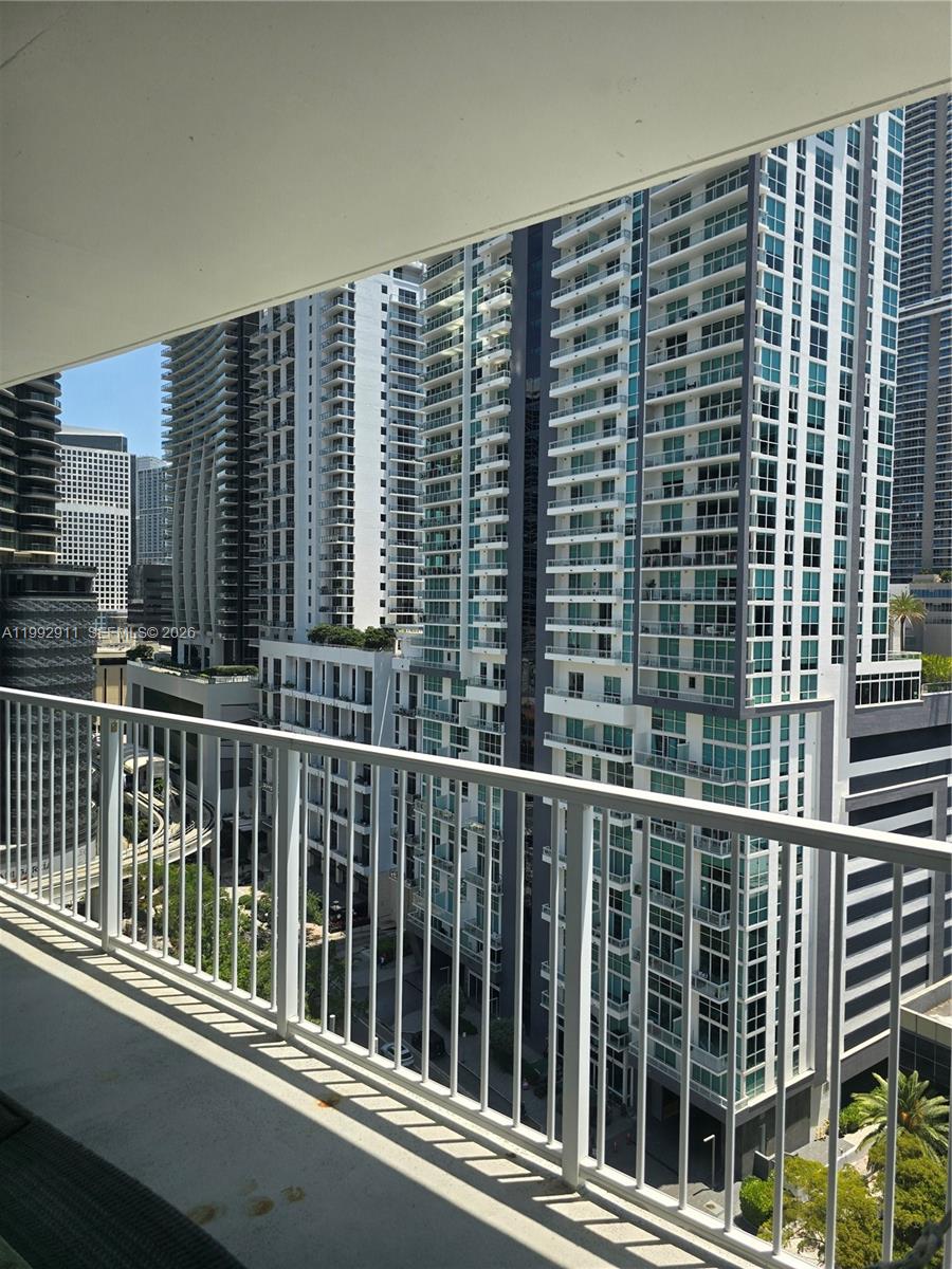 image Vue at Brickell25