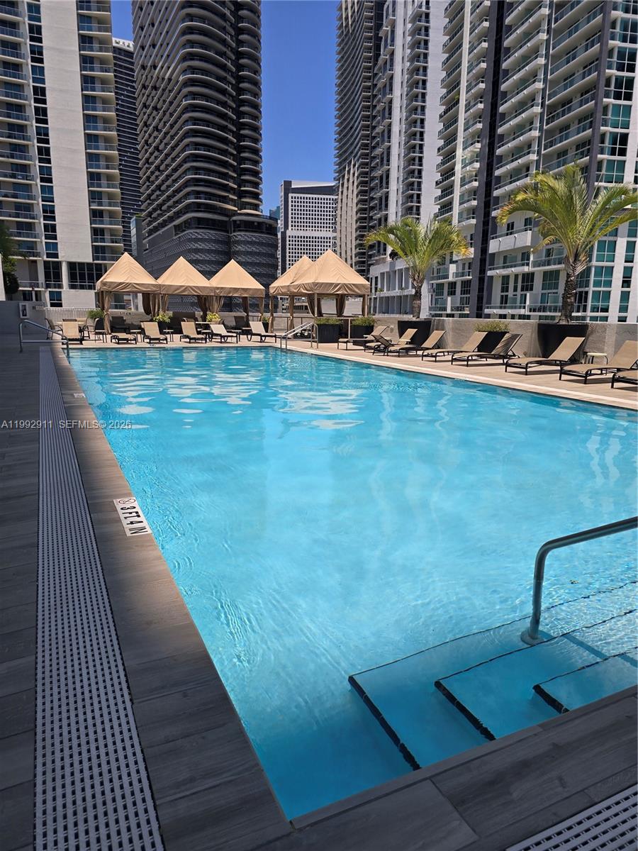 image Vue at Brickell40