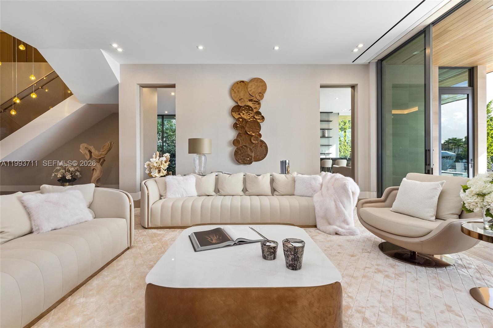 2560 Del Lago Dr Fort Lauderdale, FL 33316