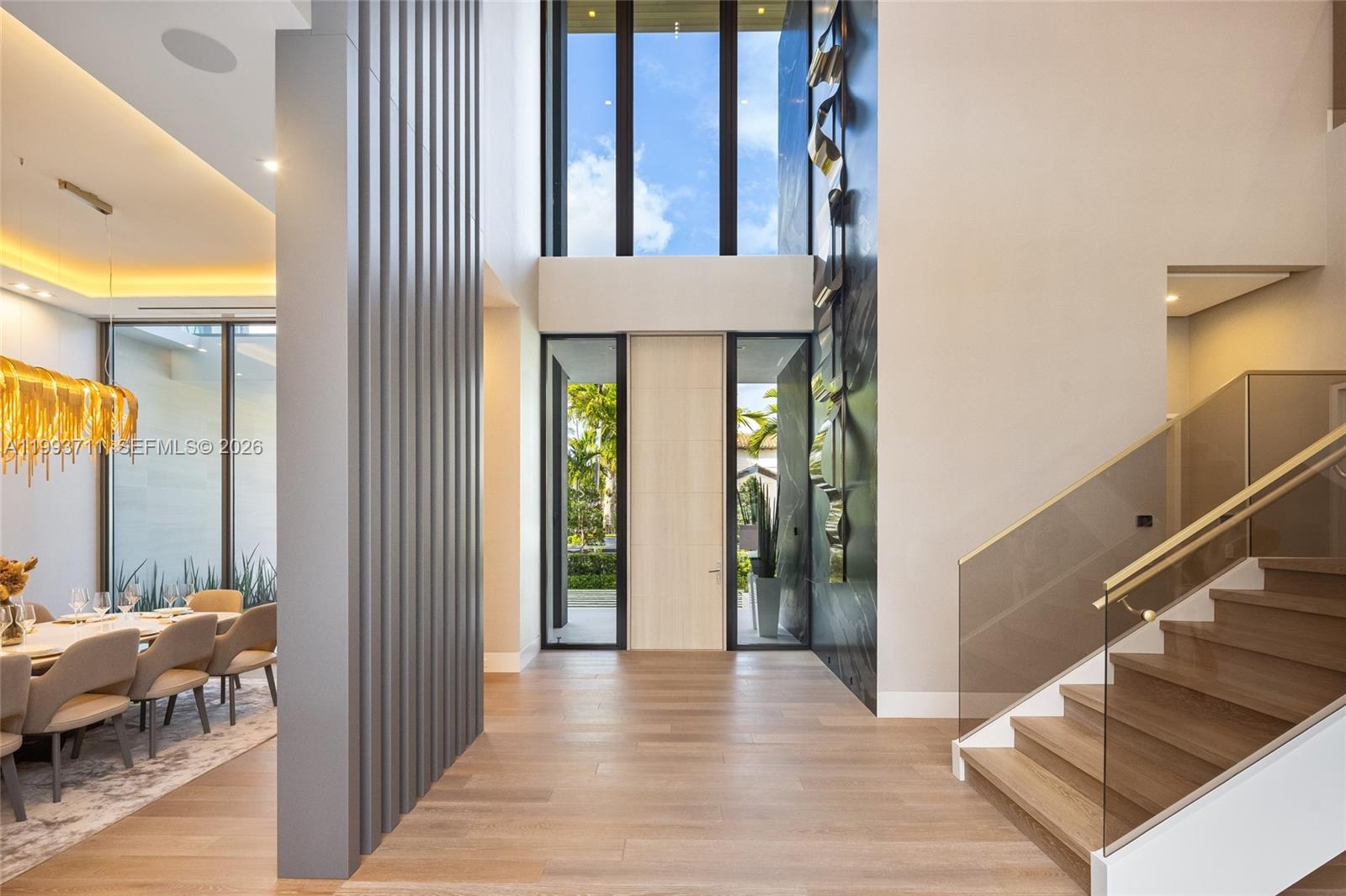 2560 Del Lago Dr Fort Lauderdale, FL 33316