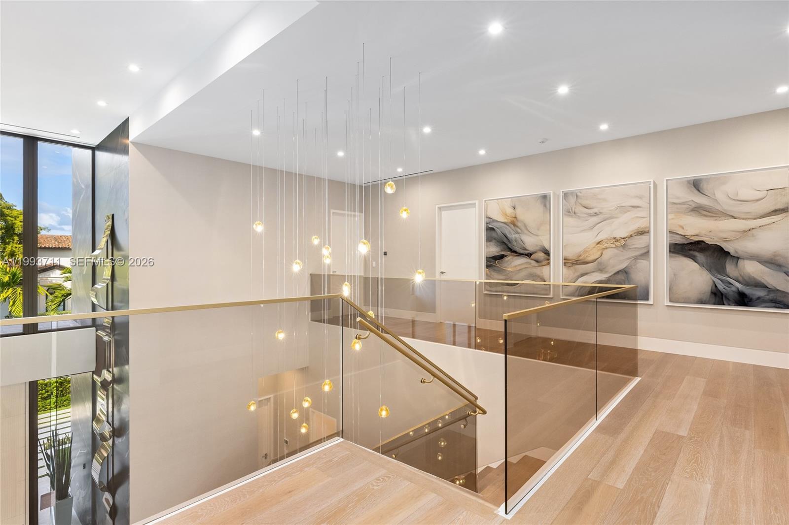 2560 Del Lago Dr Fort Lauderdale, FL 33316