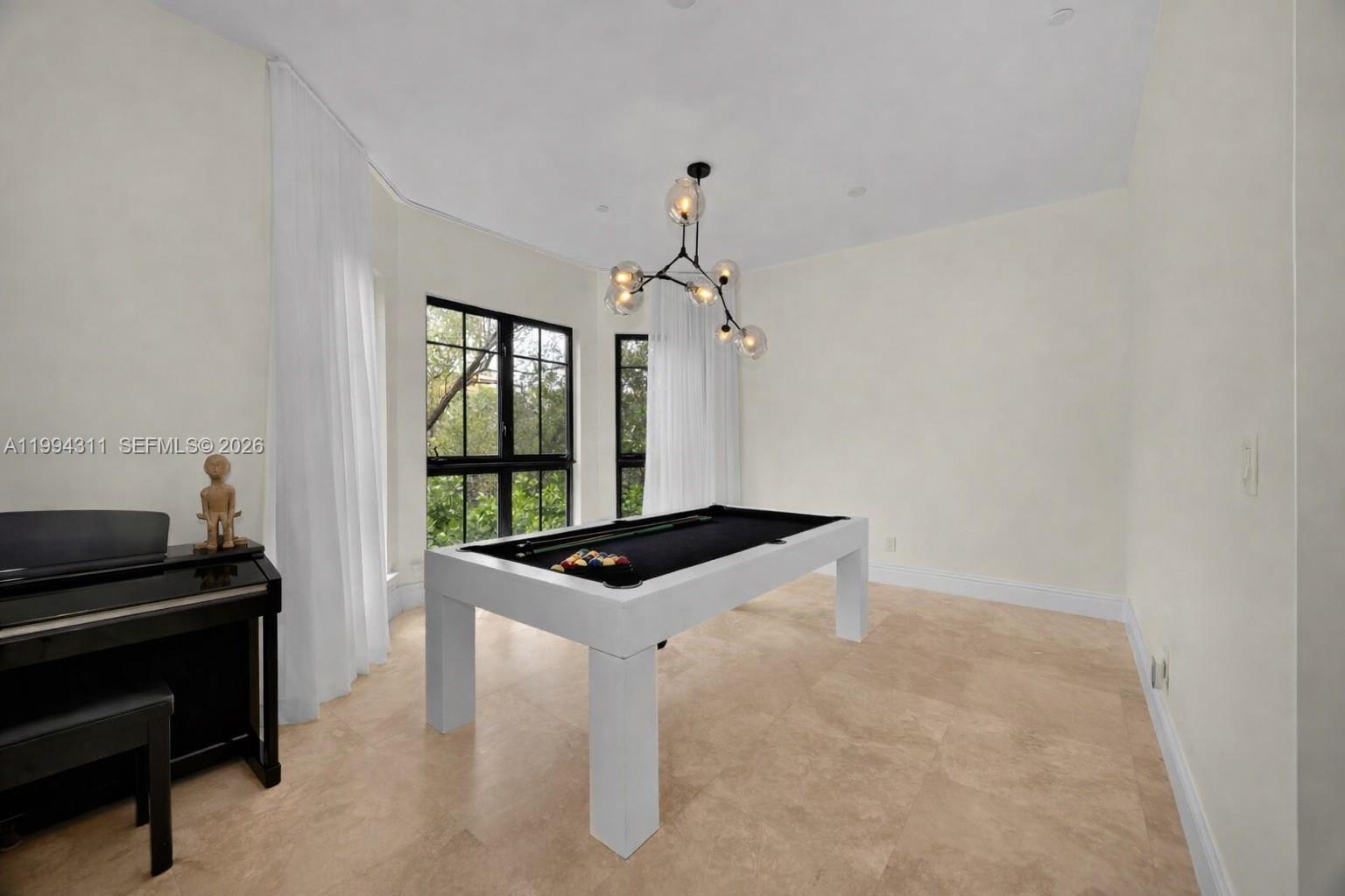 3471 Main Hwy #619 Miami, FL 33133