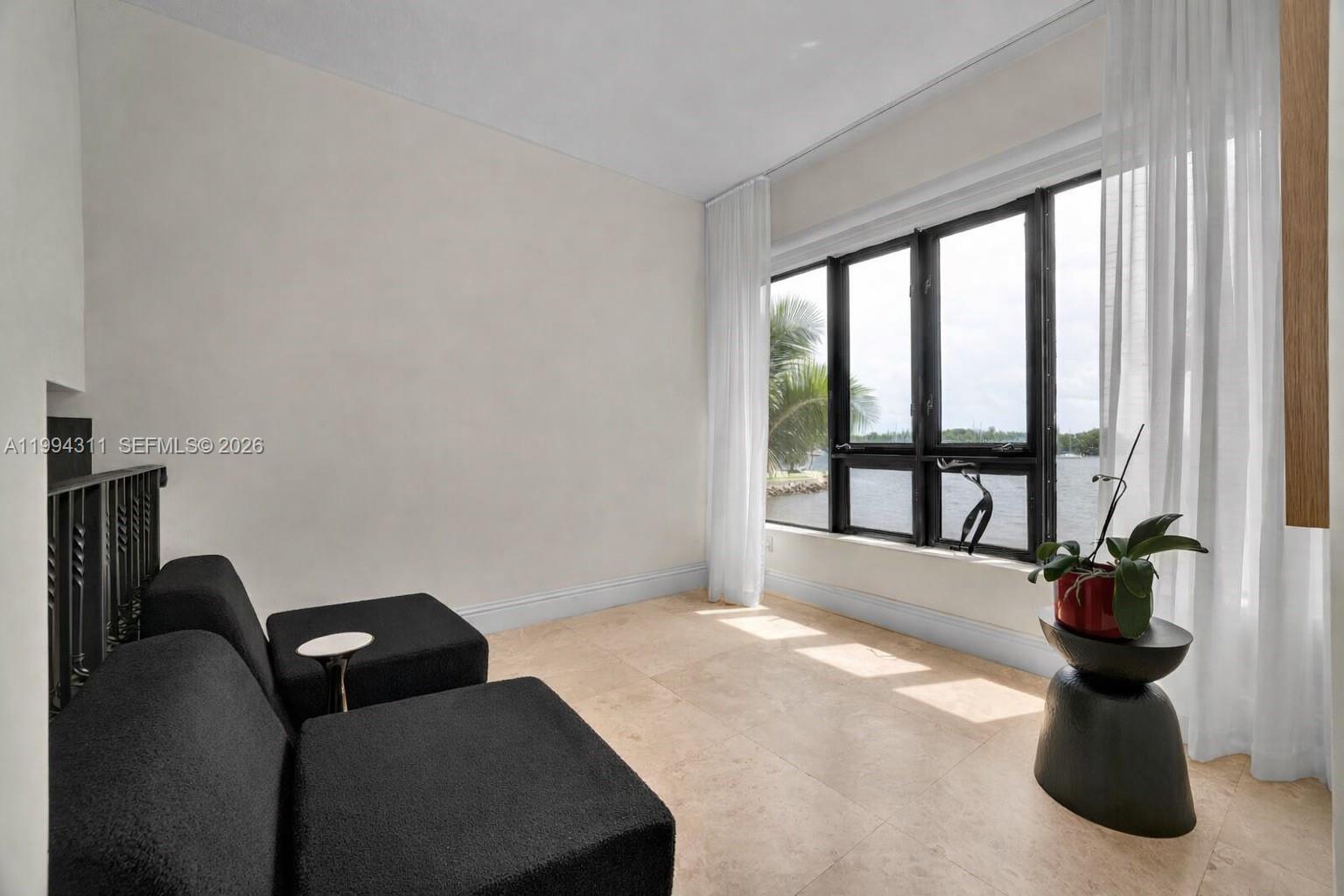 3471 Main Hwy #619 Miami, FL 33133