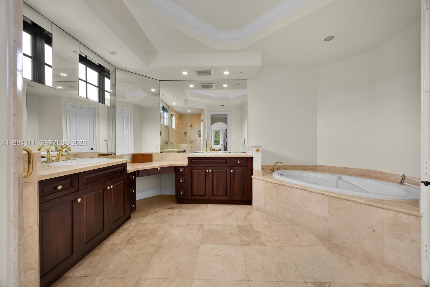 3471 Main Hwy #619 Miami, FL 33133