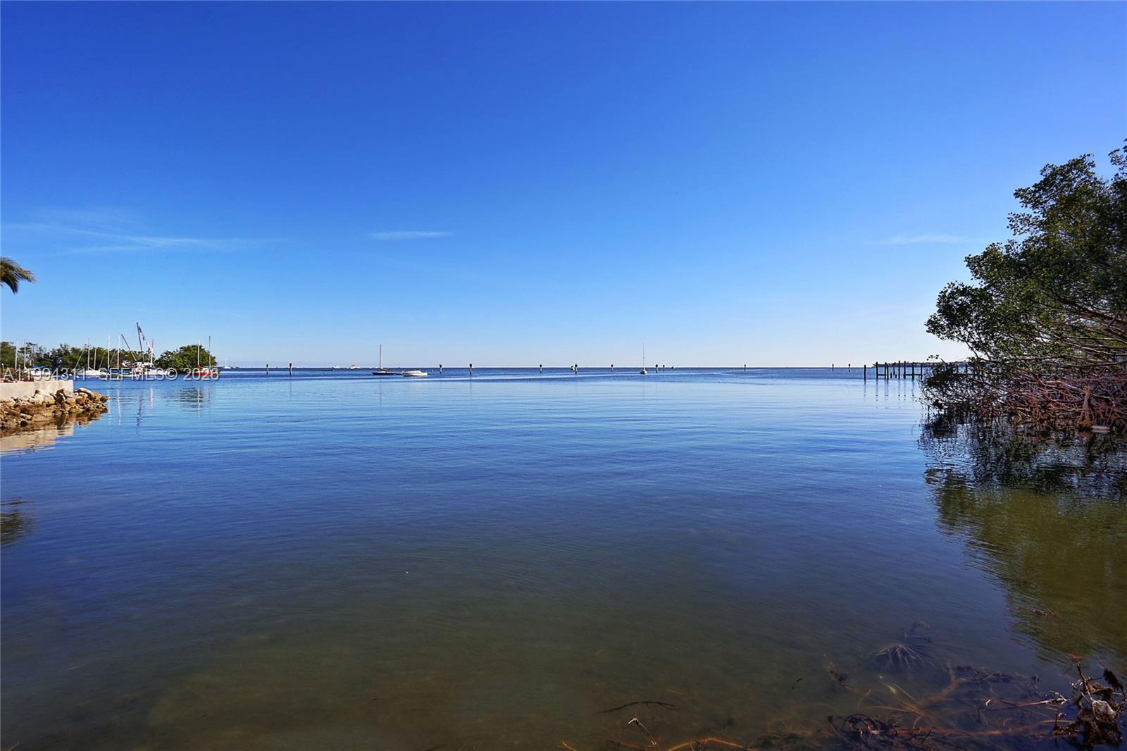 3471 Main Hwy #619 Miami, FL 33133