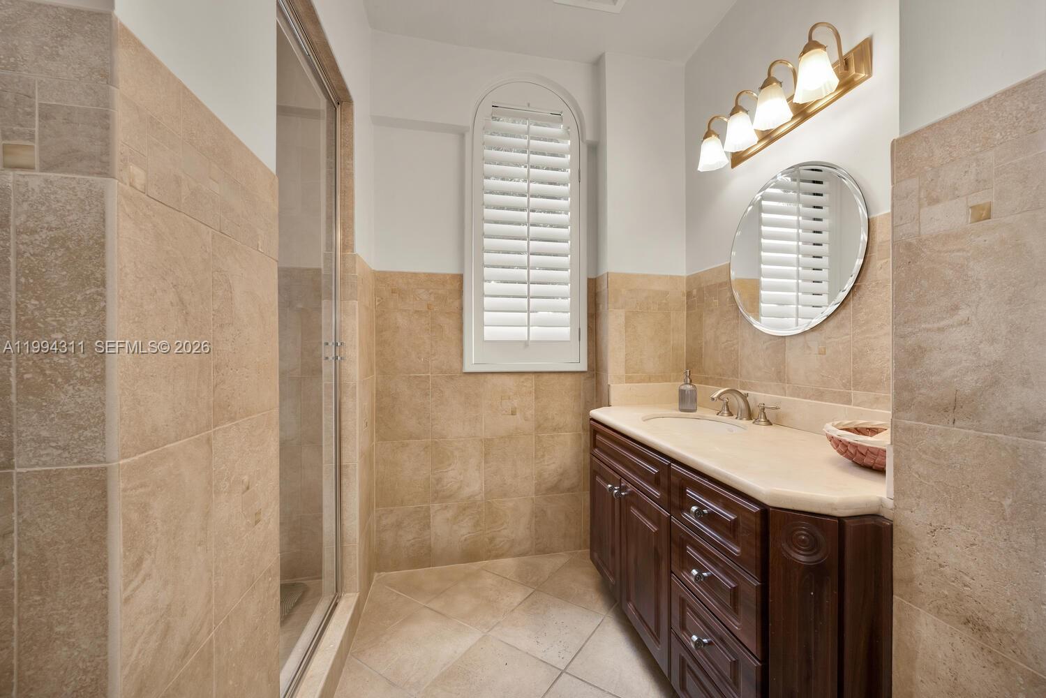 3471 Main Hwy #619 Miami, FL 33133