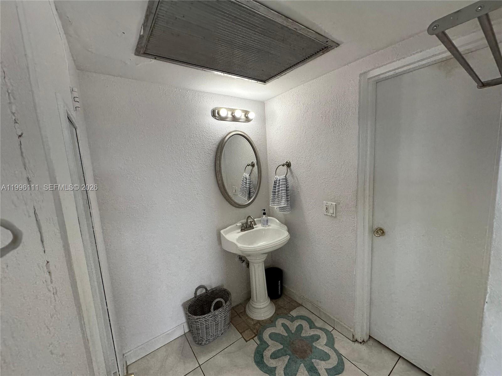 Undisclosed Address North Miami Beach, FL 33160