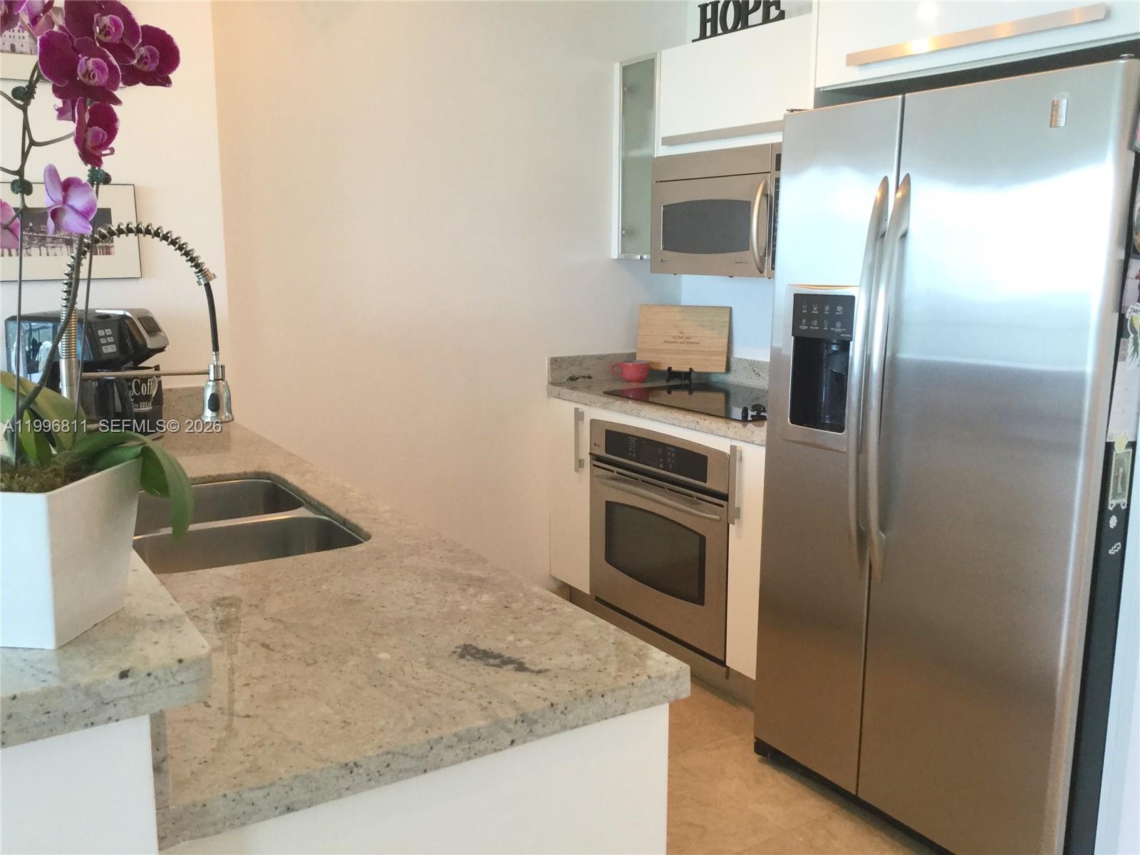 image Blue on the Bay10