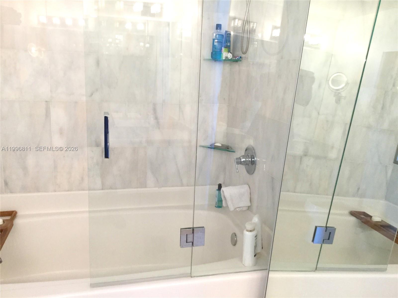 image Blue on the Bay19