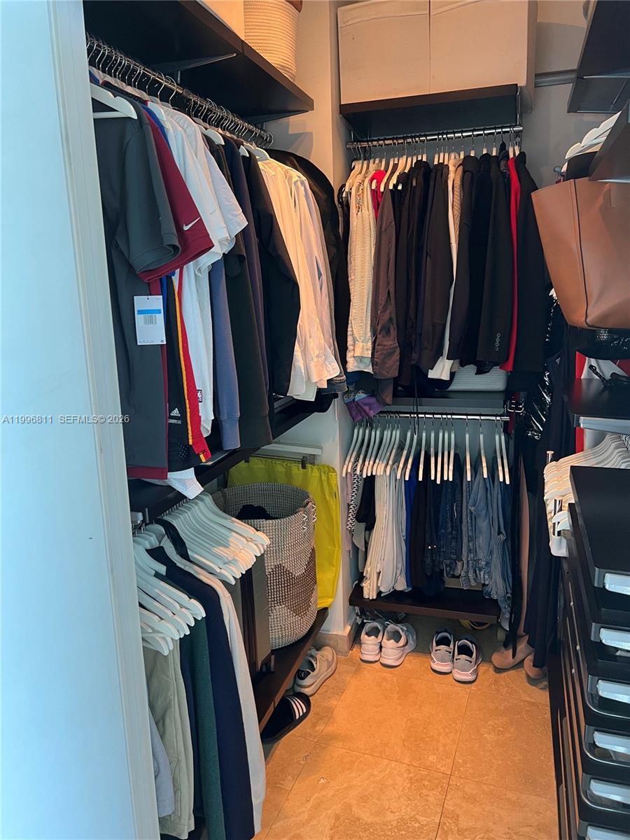 image Blue on the Bay22