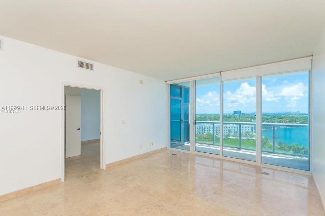 image Blue on the Bay4