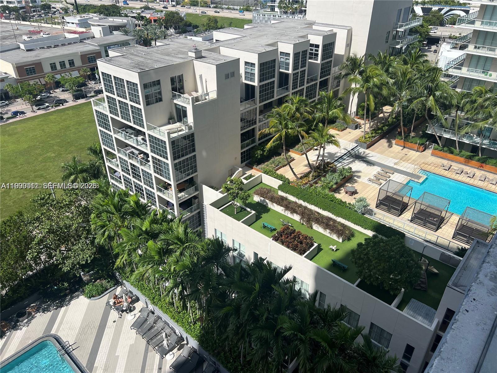 image Hyde Midtown24