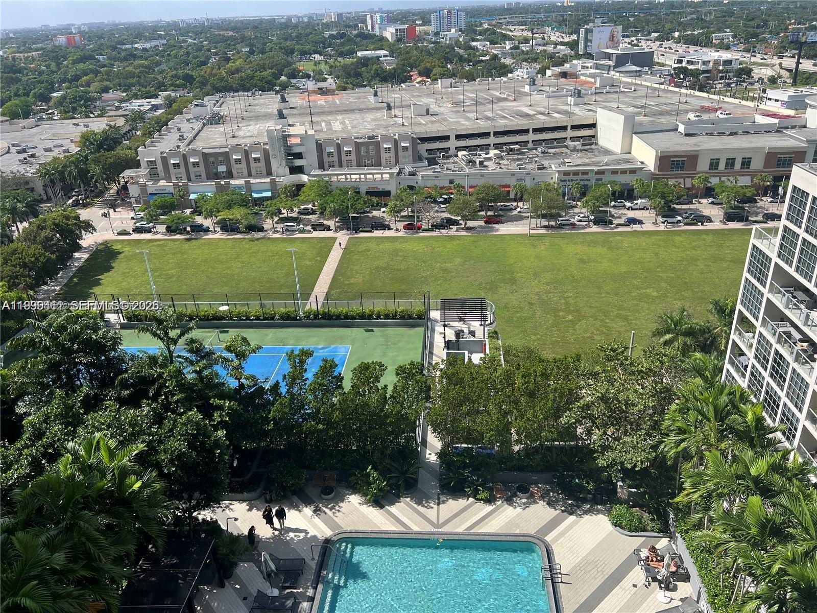 image Hyde Midtown25