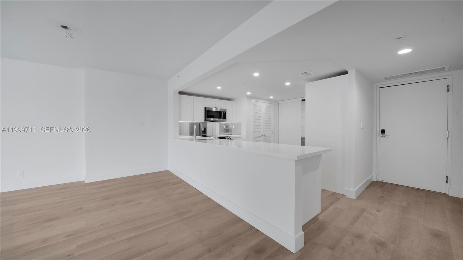 555 NE 34th St #603 Miami, FL 33137