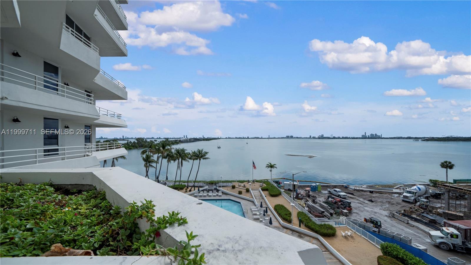 555 NE 34th St #603 Miami, FL 33137