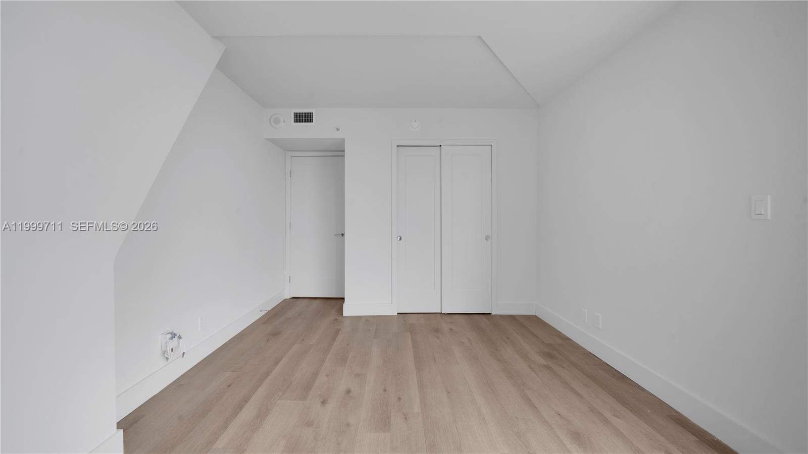 555 NE 34th St #603 Miami, FL 33137