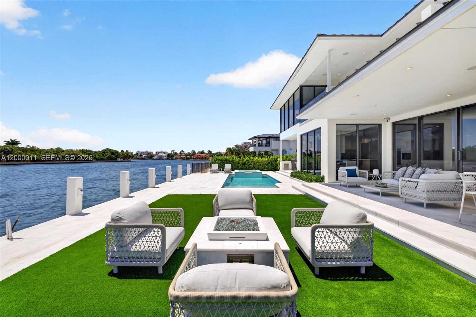 2010 Intracoastal Dr Fort Lauderdale, FL 33305