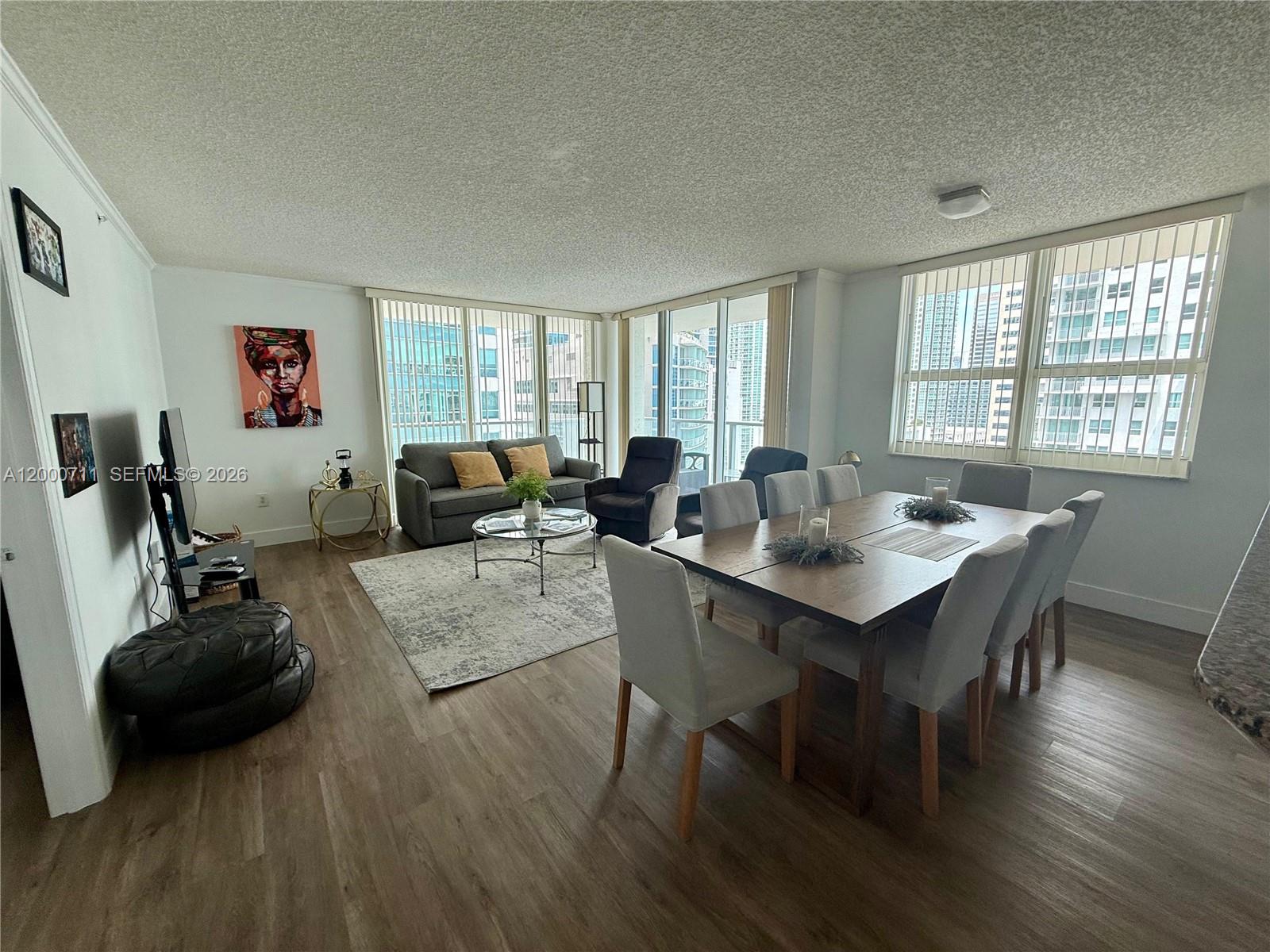 image The Mark on Brickell8