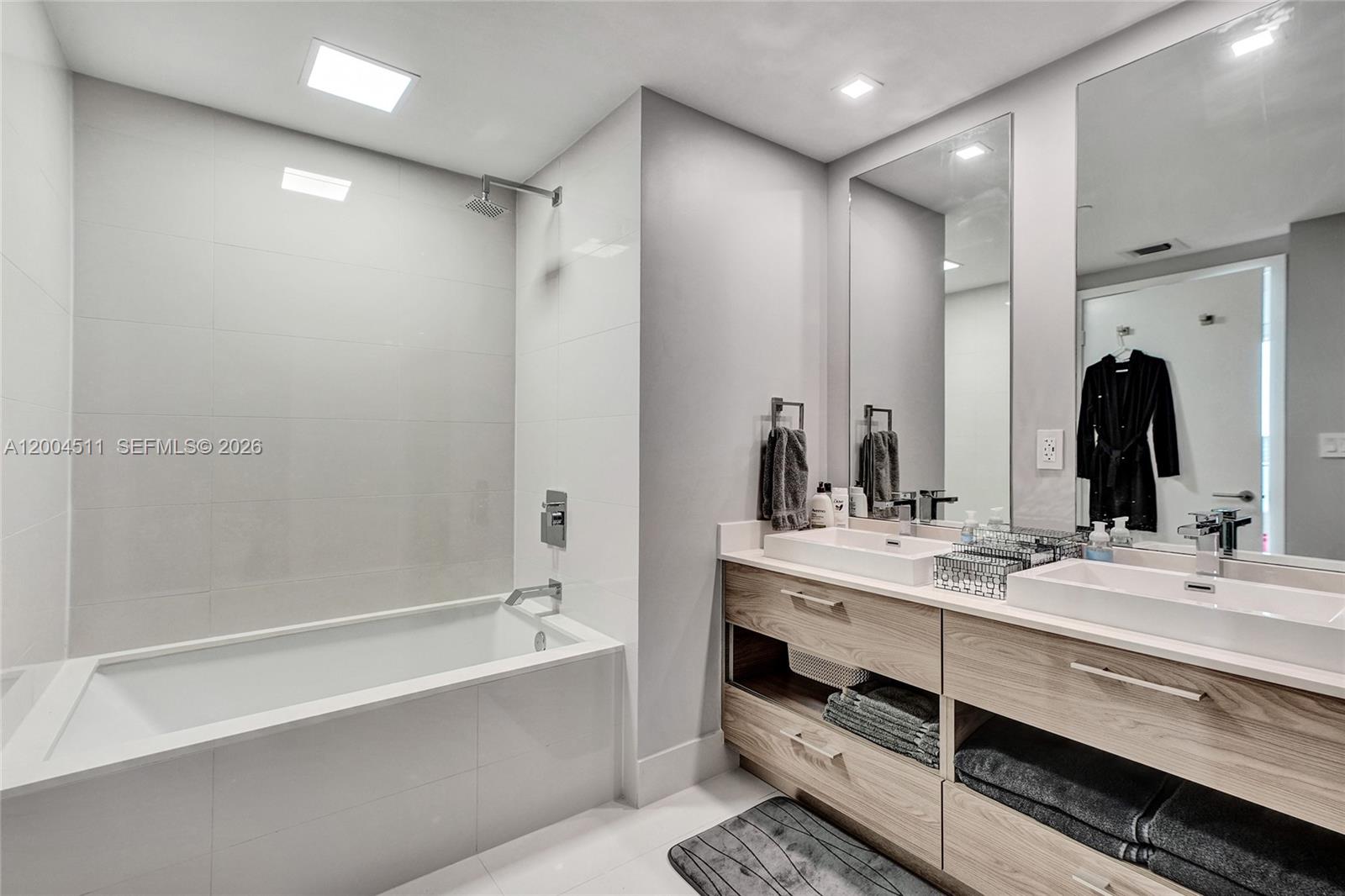 1300 S Miami Ave #4503 Miami, FL 33130