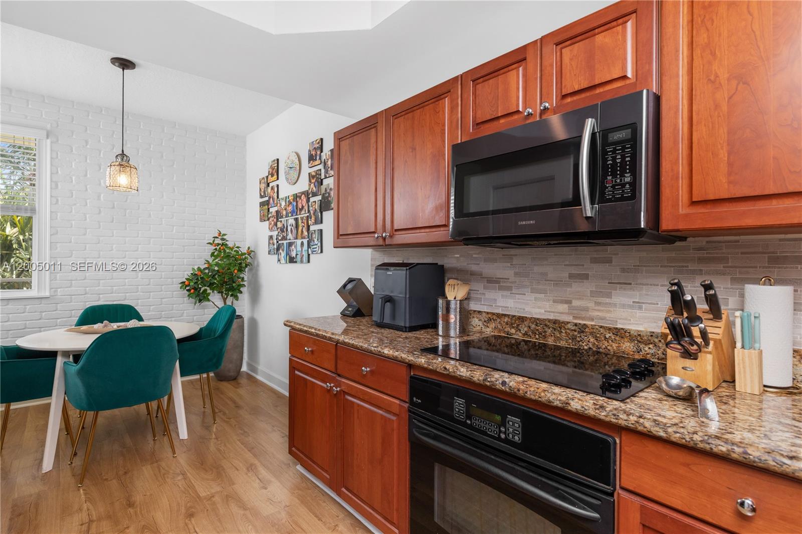 7616 SW 102nd St #411 Pinecrest, FL 33156