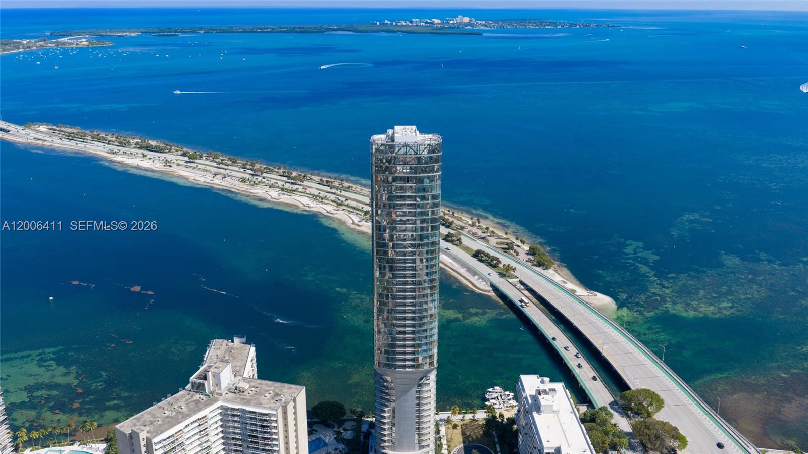 175 SE 25th Rd #1202 Miami, FL 33129