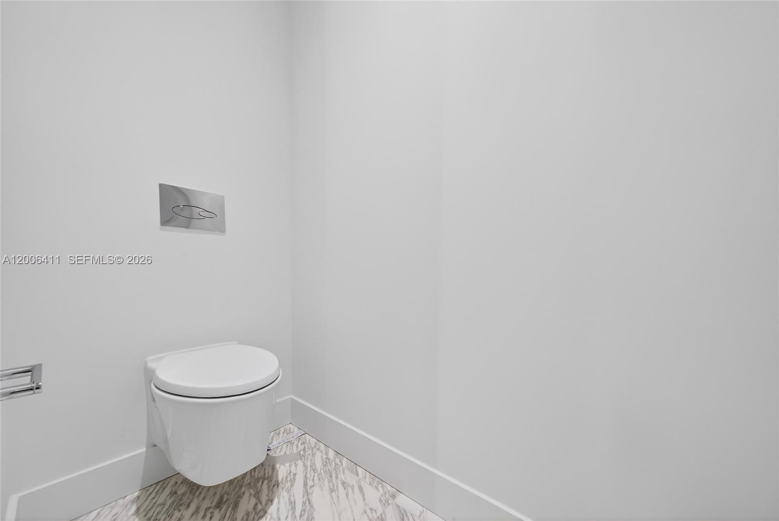 175 SE 25th Rd #1202 Miami, FL 33129