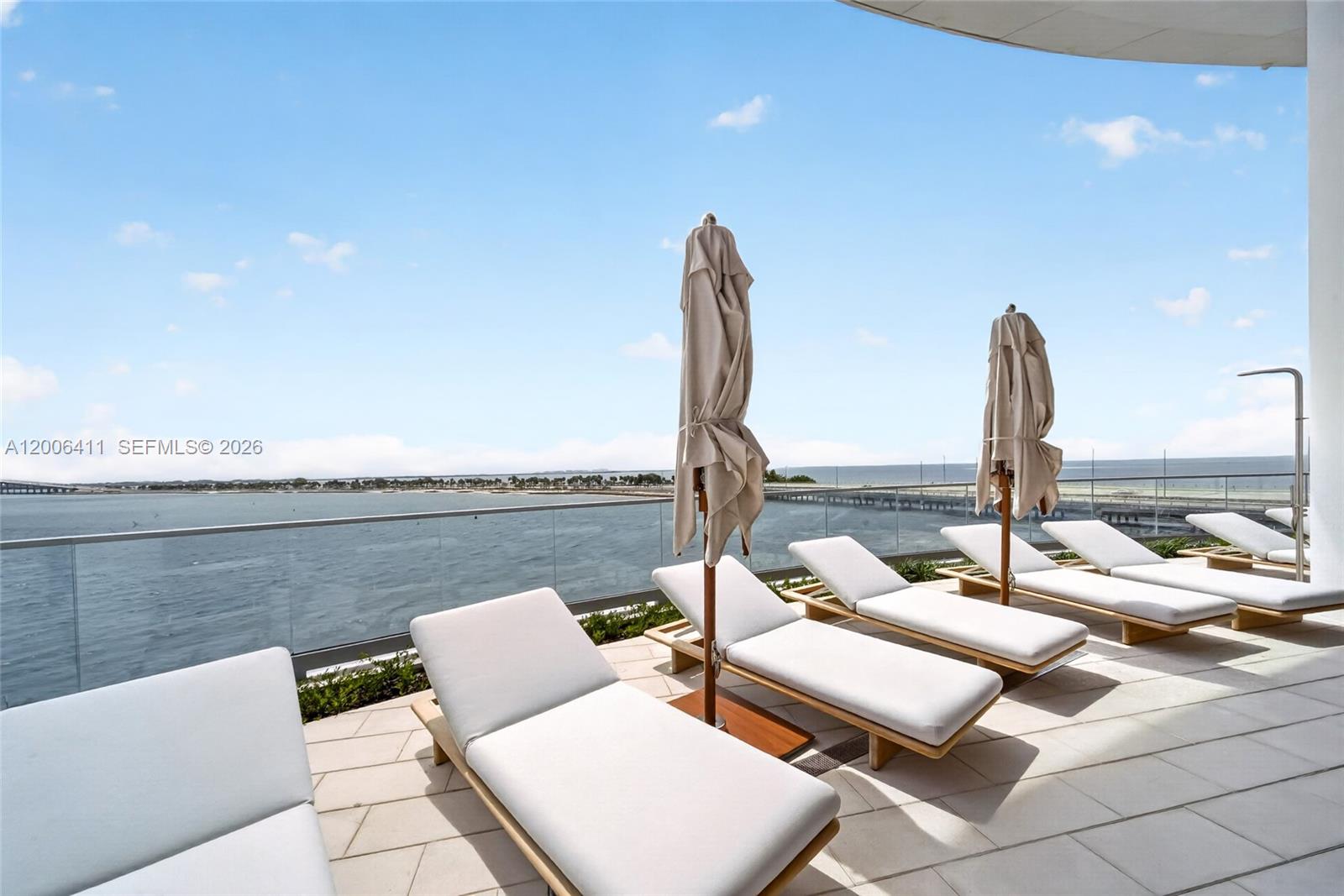 175 SE 25th Rd #1202 Miami, FL 33129