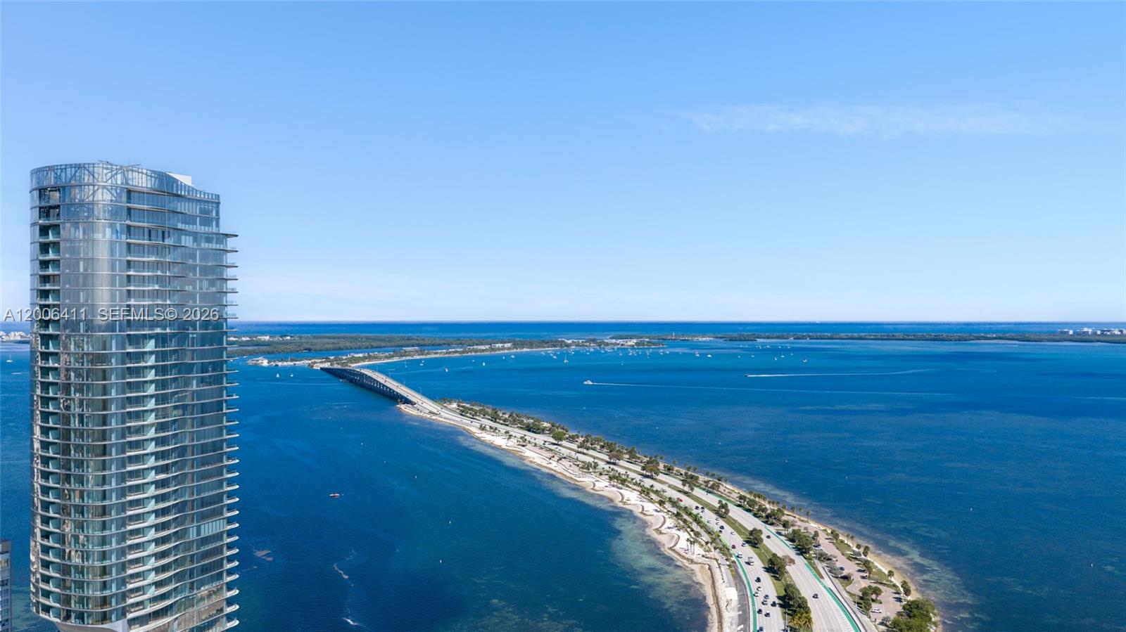175 SE 25th Rd #1202 Miami, FL 33129