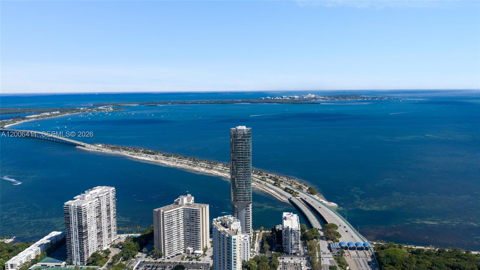 175 SE 25th Rd #1202 Miami, FL 33129