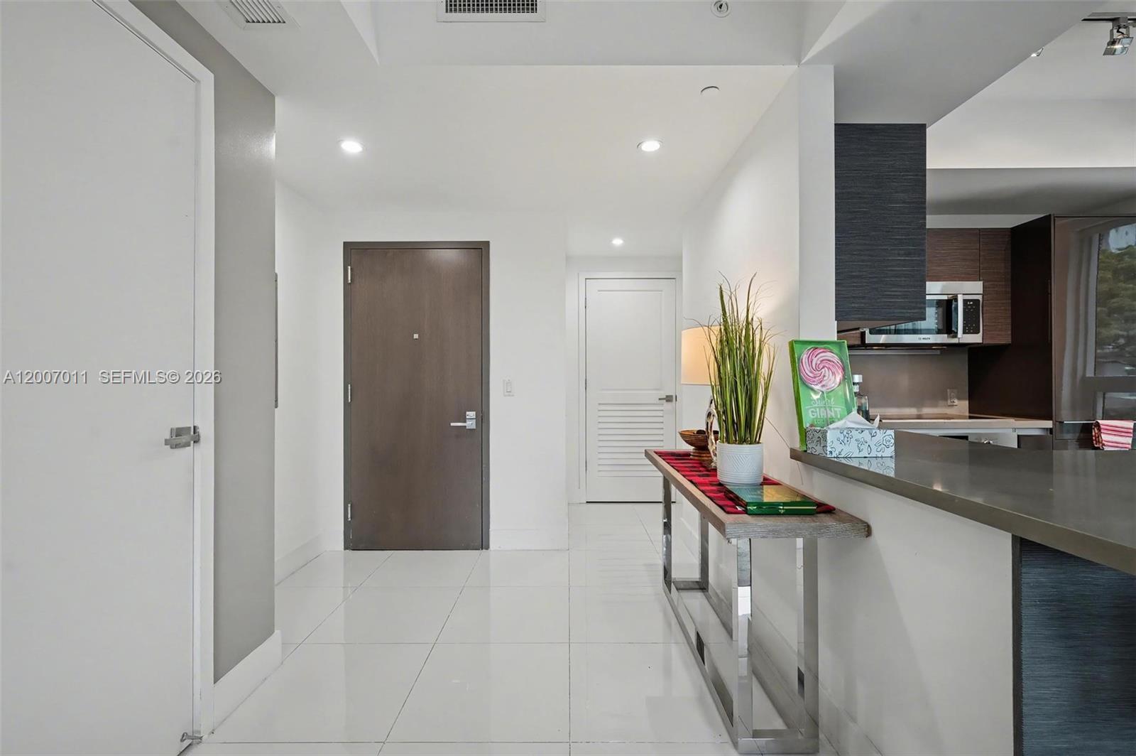 image The Bond on Brickell10