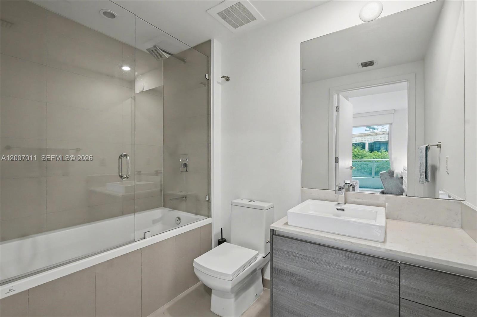 image The Bond on Brickell19