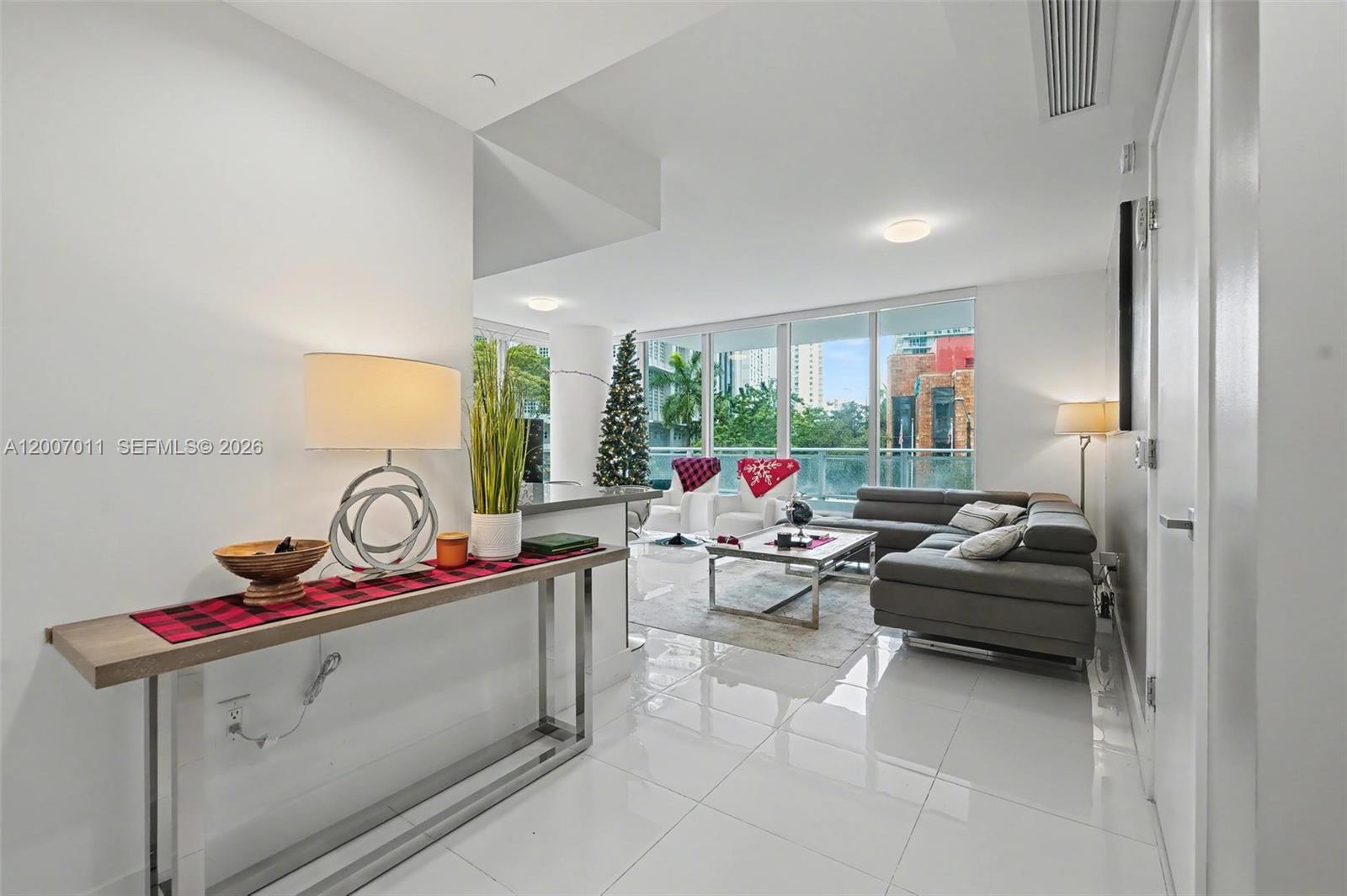 image The Bond on Brickell8
