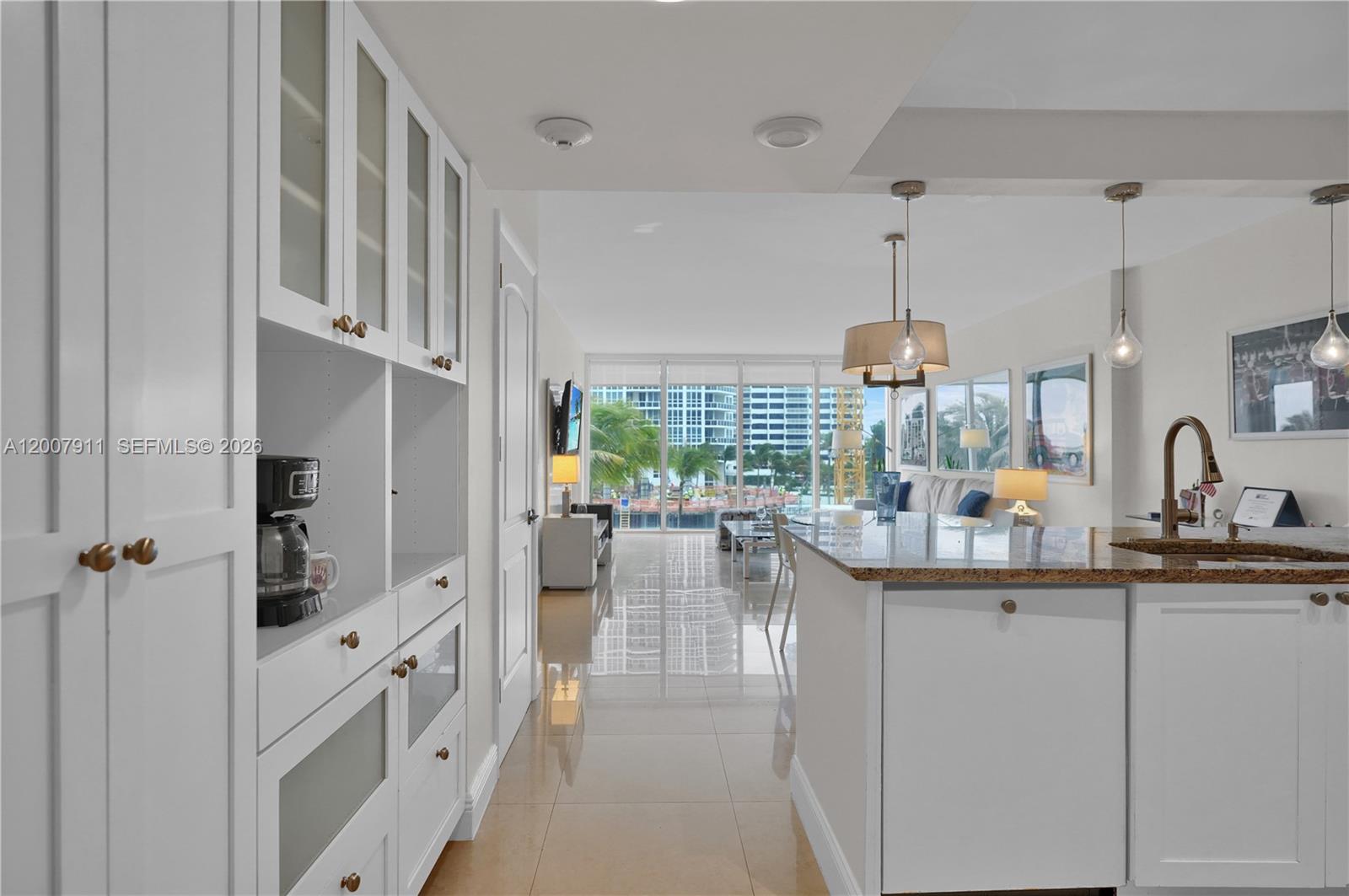 10275 Collins Ave #315 Bal Harbour, FL 33154