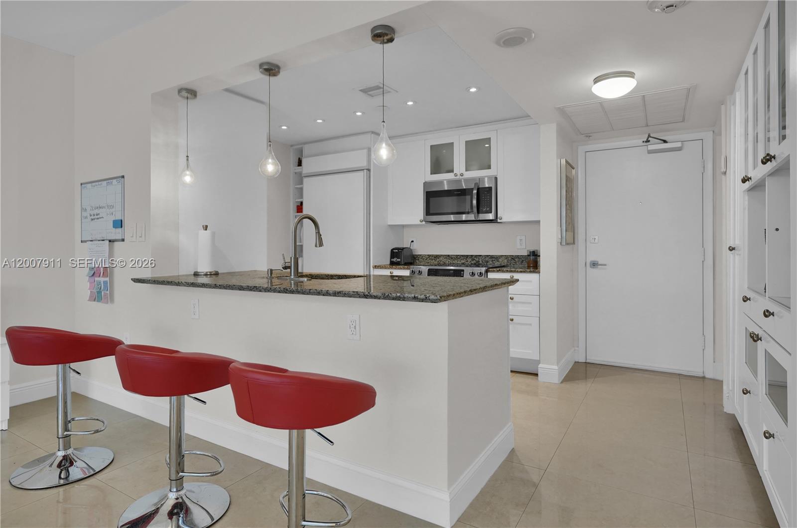 10275 Collins Ave #315 Bal Harbour, FL 33154