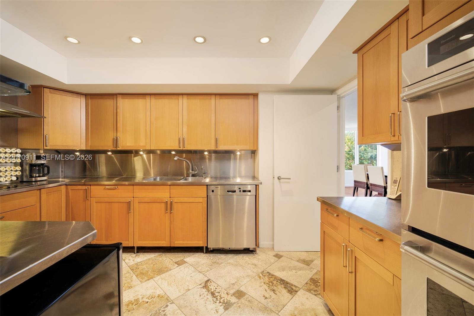200 Ocean Ln Dr #401 Key Biscayne, FL 33149